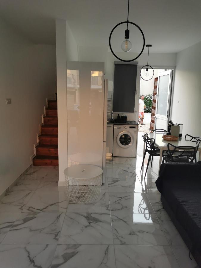 Eros Maisonette In Latchi Area Just 700 Meters Or One-Minute Drive From Polis Municipal Beach Exterior foto